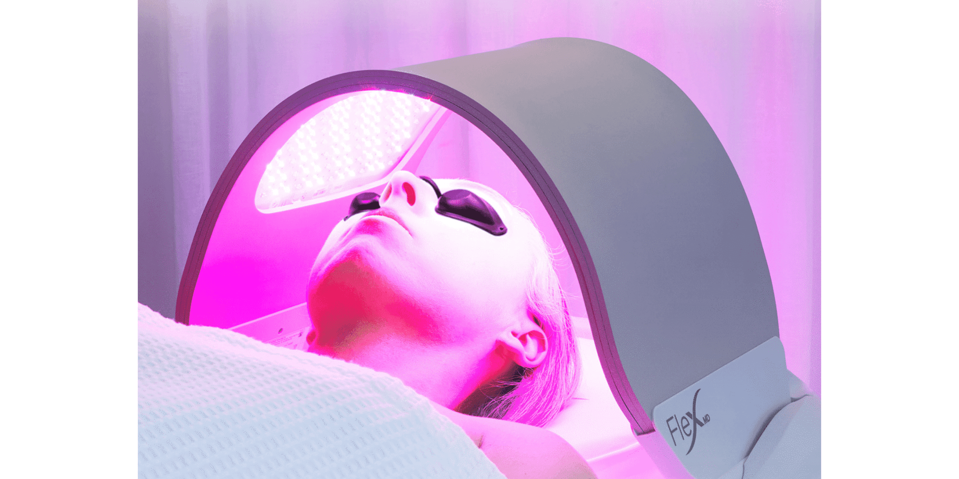 Dermalux LED phototherapy